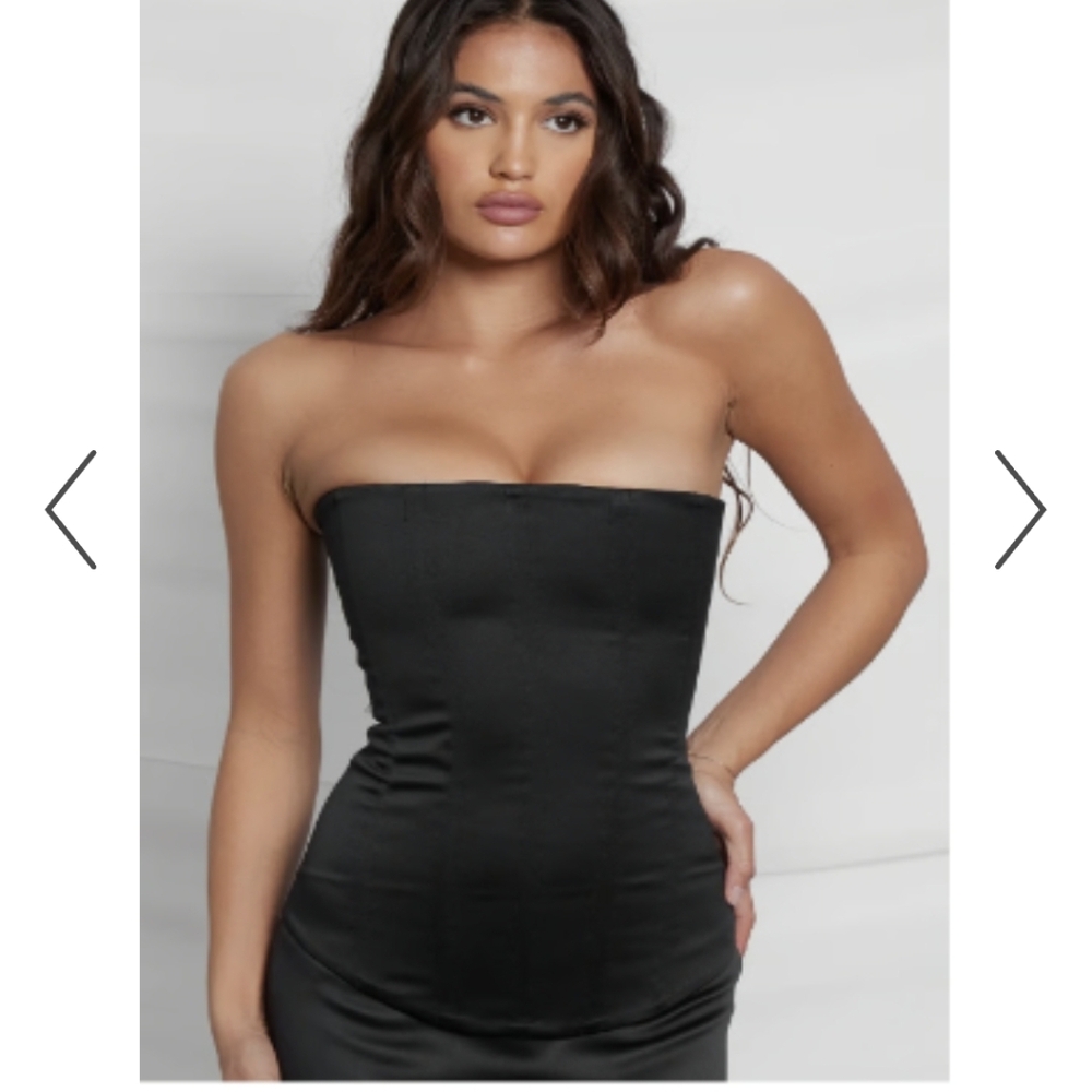 Leau Black Satin corset NWT